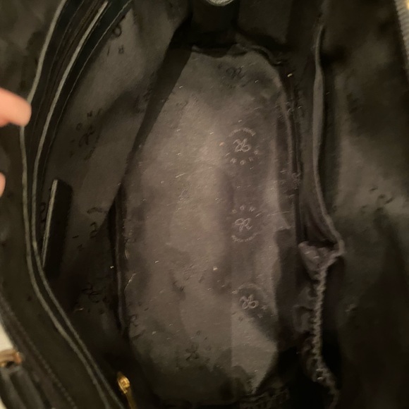 VGUC RIONI Elegant Italian Designer Handbag. - Picture 10 of 10